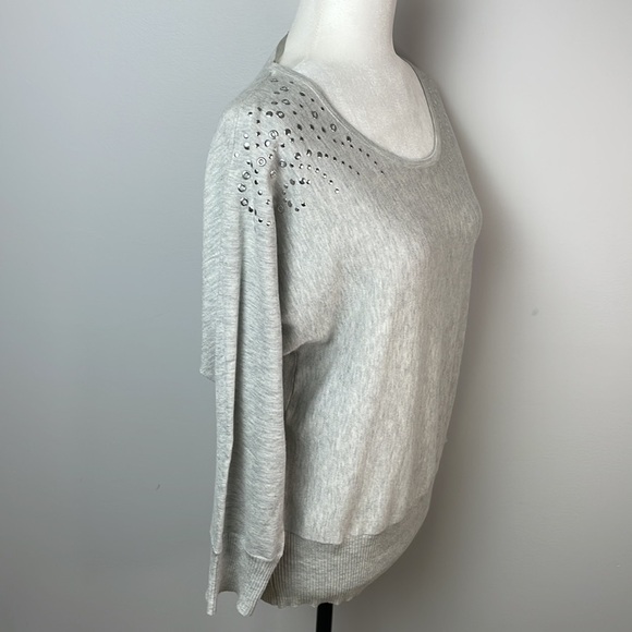 Cable & Gauge Heather Grey 3/4 Sleeve Sweater Sz Medium. - Picture 4 of 9